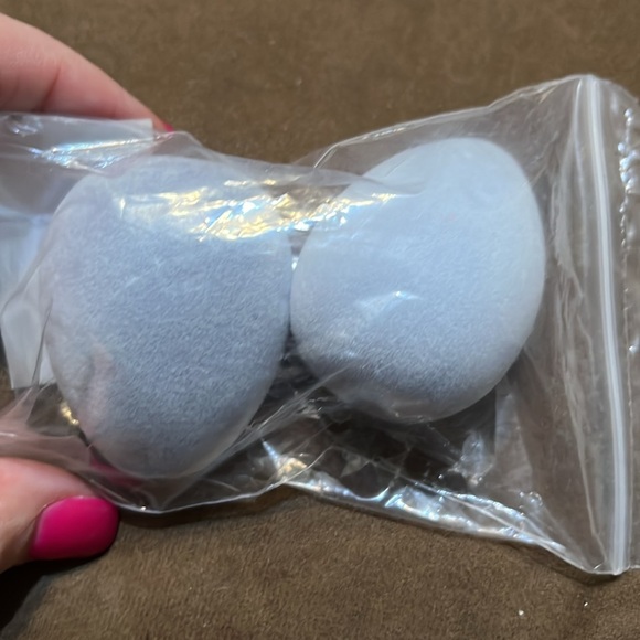 NWOT Cosmetic Sponges—Set of 2 - Picture 3 of 3